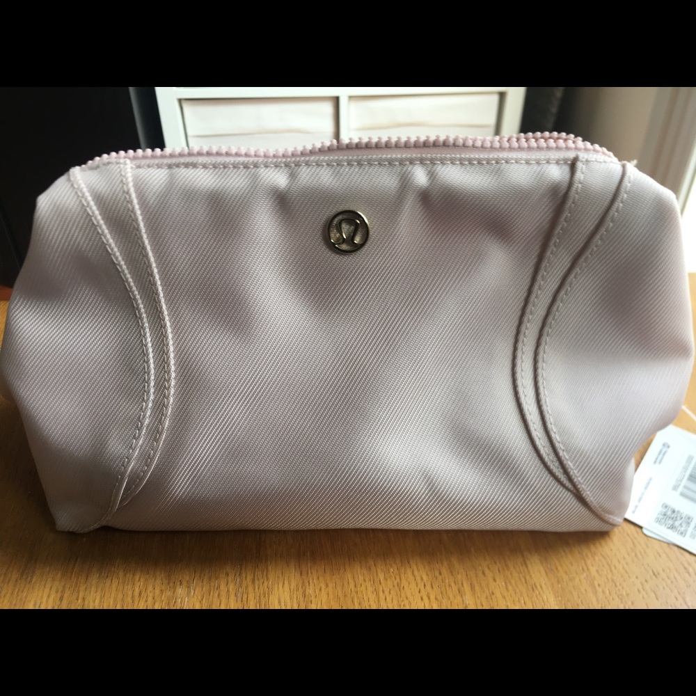 NWT Out Of Range Kit